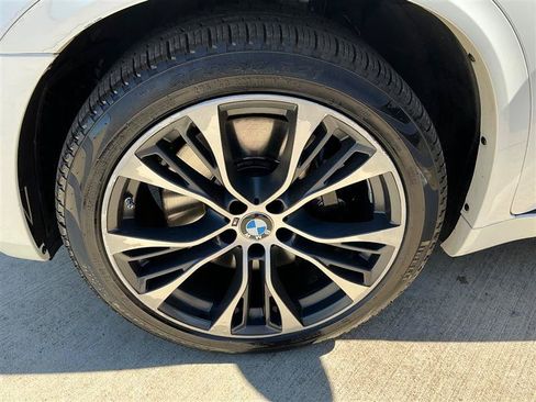 Used 2012 BMW X5 M AWD/4WD image 22