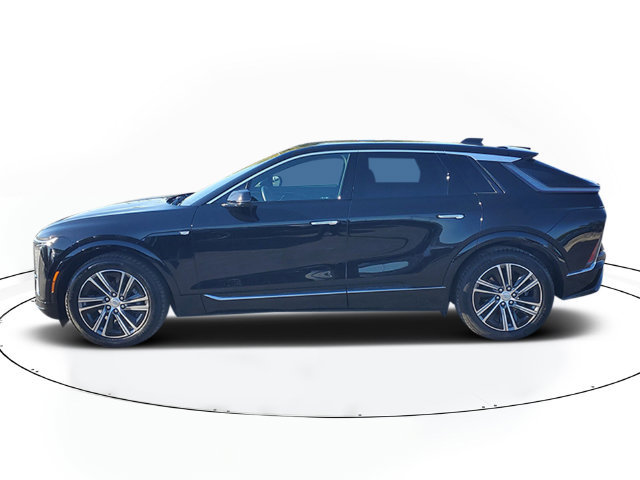 Certified 2024 Cadillac Lyriq Luxury AWD/4WD image 2