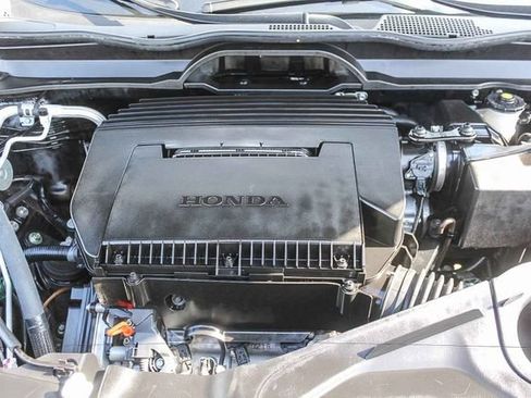 Used 2023 Honda Pilot EX-L image 37