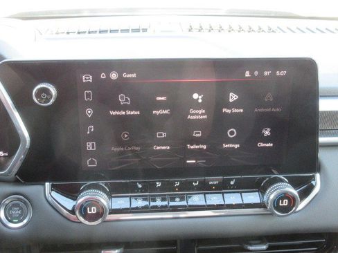 New 2026 GMC Canyon Elevation w/ Convenience Package RWD image 18