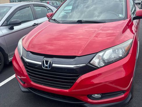 Used 2016 Honda HR-V EX image 1