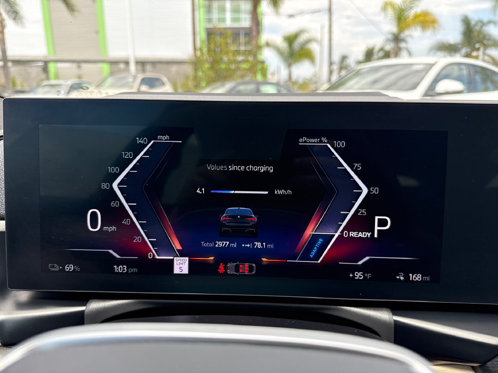 Used 2026 BMW i4 eDrive40 w/ Premium Package RWD image 32