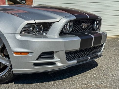 Used 2013 Ford Mustang GT Premium w/ GT Coupe Accessory Pkg 5 image 30