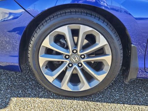 Used 2015 Honda Accord EX-L image 27