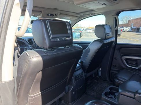 Used 2015 Nissan Armada Platinum w/ 2nd Row Captain Seat Package image 10