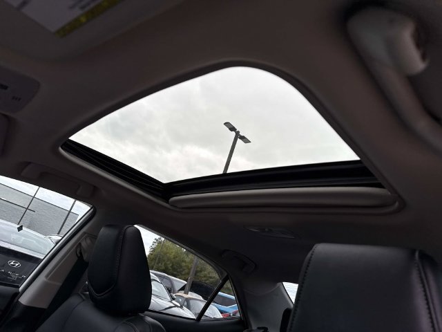 Used 2016 Toyota Corolla S Premium FWD image 16