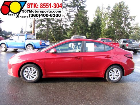Used 2020 Hyundai Elantra SE image 3