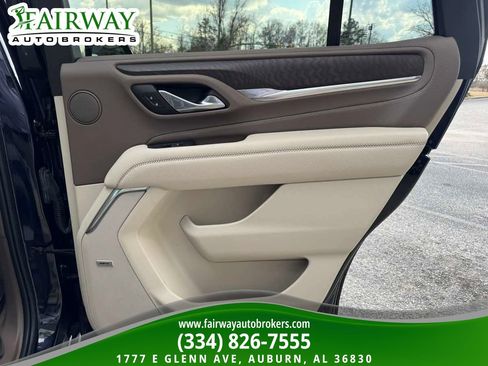 Used 2022 GMC Yukon Denali image 32