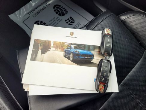 Used 2015 Porsche Macan S image 45