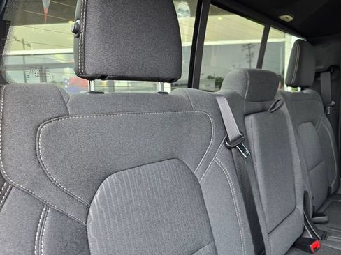 Used 2019 RAM 1500 Big Horn AWD/4WD image 40