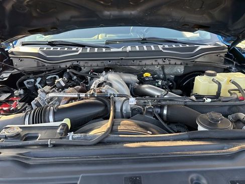 Used 2020 Ford F250 Lariat image 35