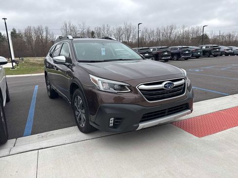 Used 2022 Subaru Outback Touring XT w/ Popular Package #2 image 2