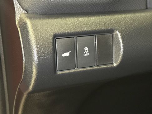 New 2025 Honda Pilot Touring image 25