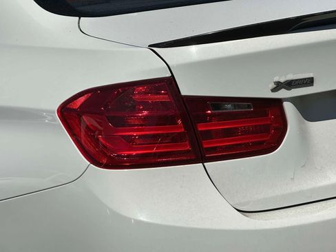 Used 2015 BMW 328i xDrive Sedan AWD/4WD image 9
