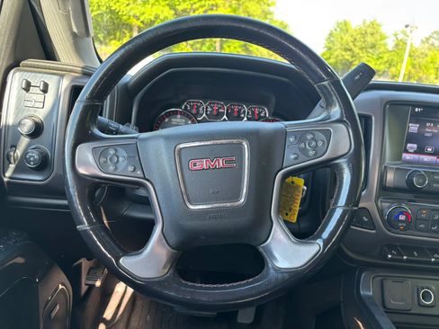 Used 2016 GMC Sierra 2500 SLT w/ All-Terrain HD Package AWD/4WD image 25