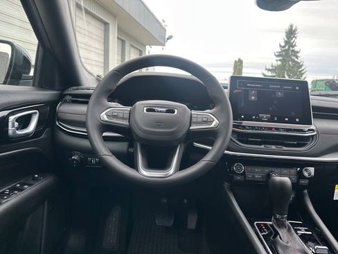 New 2026 Jeep Compass Trailhawk image 12