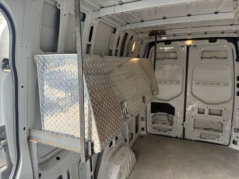 Used 2021 Mercedes-Benz Sprinter 2500 image 22