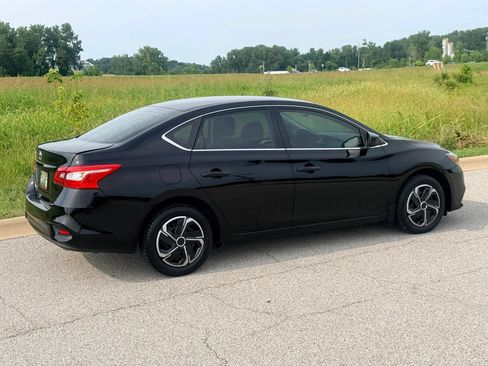 Used 2019 Nissan Sentra S FWD image 26