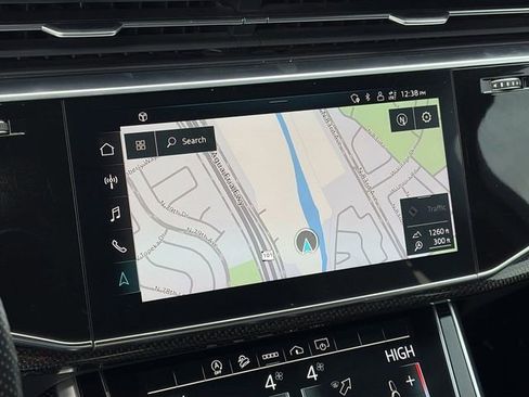 Used 2021 Audi SQ7 Premium Plus w/ Executive Package image 28