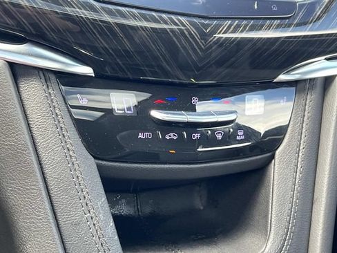 Used 2022 Cadillac XT6 Premium Luxury w/ LPO, Floor Liner Package AWD/4WD image 26