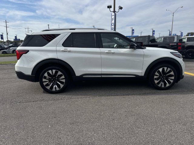New 2026 Ford Explorer Platinum RWD image 4