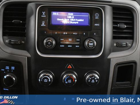 Used 2014 RAM 1500 Express image 3