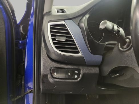 Used 2021 Kia Seltos S image 11