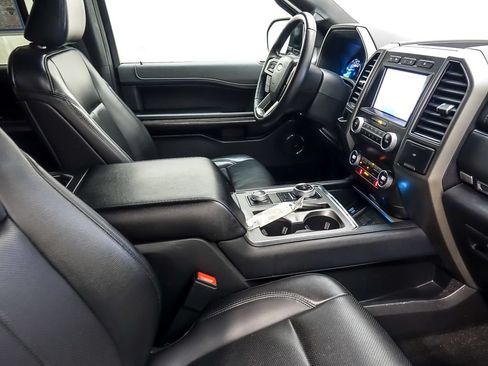 Used 2021 Ford Expedition XLT AWD/4WD image 25