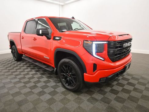 Used 2024 GMC Sierra 1500 Elevation w/ Elevation Premium Package AWD/4WD image 10