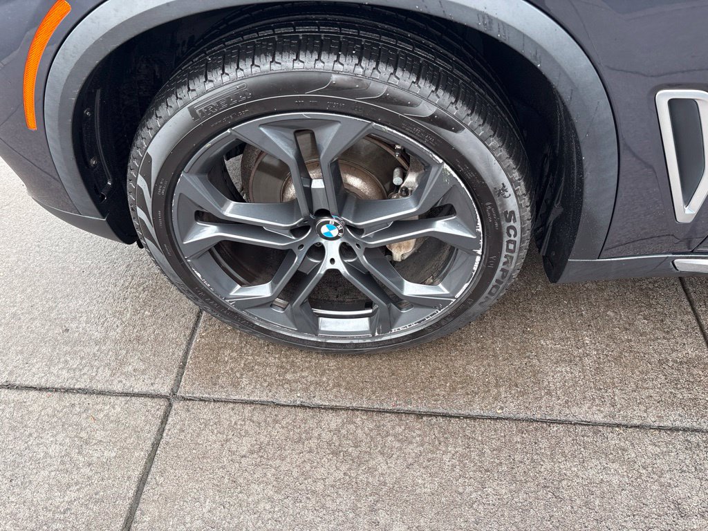 Used 2019 BMW X5 xDrive40i AWD/4WD image 11