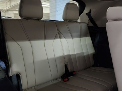 Certified 2023 Acura MDX SH-AWD w/ Technology Package image 21