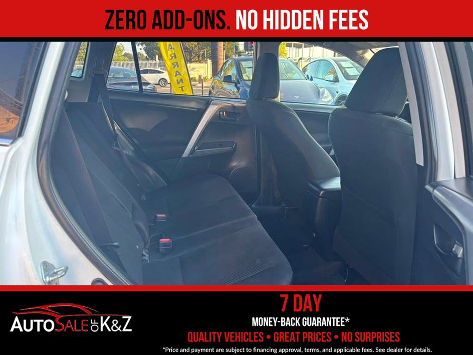 Used 2016 Toyota RAV4 LE FWD image 17