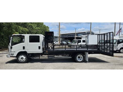 New 2026 Isuzu NPR RWD image 2