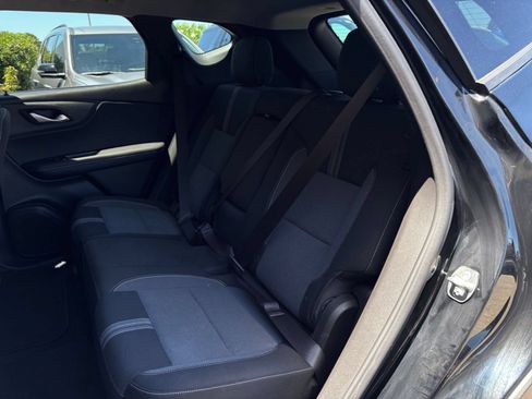 Used 2026 Chevrolet Blazer LT FWD image 38