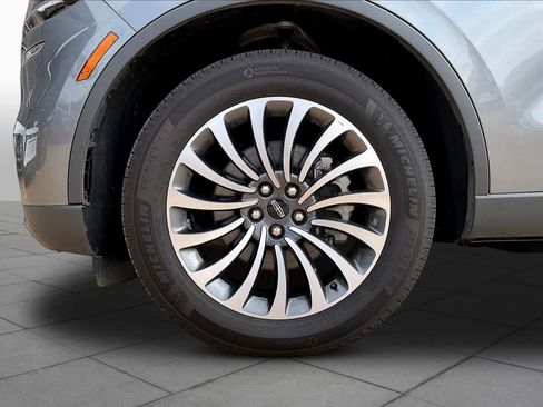 Used 2024 Lincoln Aviator Reserve AWD/4WD image 23
