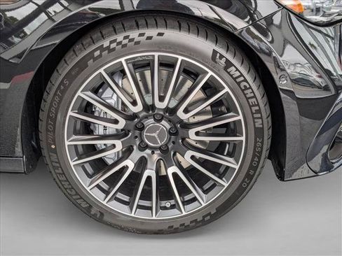New 2026 Mercedes-Benz E 53 AMG e 4MATIC Wagon image 10