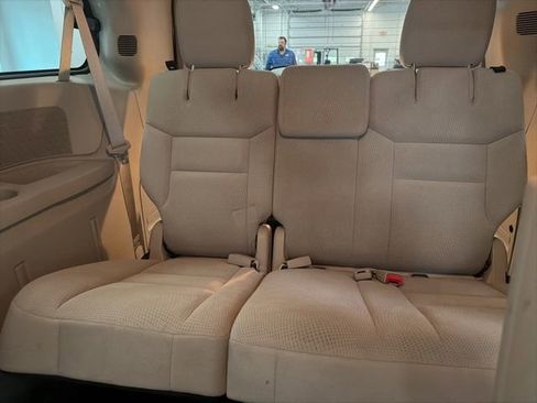 Used 2015 Dodge Grand Caravan SXT FWD image 21