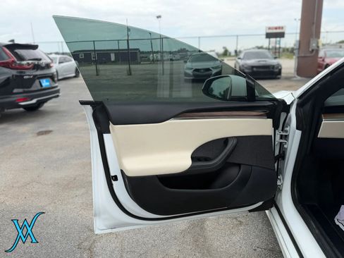 Used 2022 Tesla Model S Standard Range AWD/4WD image 11