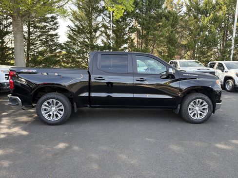 Used 2025 Chevrolet Silverado 1500 LT image 11