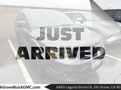 Used 2019 Dodge Journey SE w/ Blacktop Package