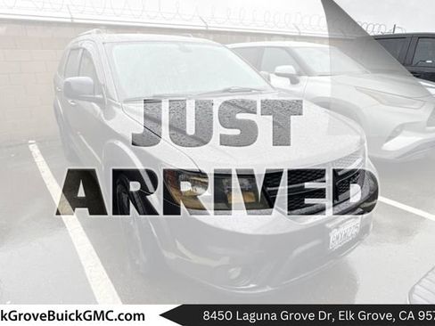 Used 2019 Dodge Journey SE w/ Blacktop Package image 1