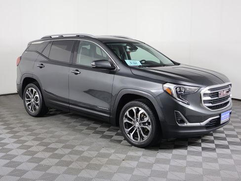 Used 2021 GMC Terrain SLT image 4