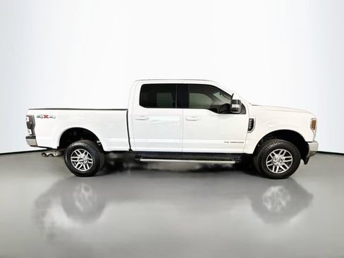 Used 2018 Ford F250 Lariat w/ Lariat Value Package AWD/4WD image 8