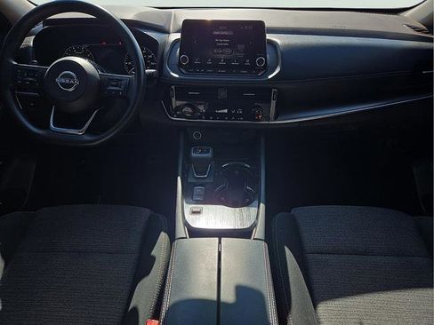 Used 2022 Nissan Rogue SV FWD image 7