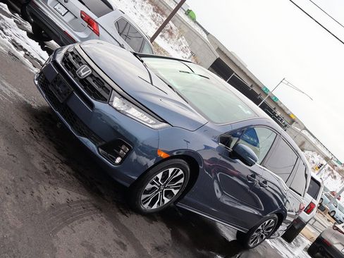 New 2026 Honda Odyssey Elite image 3