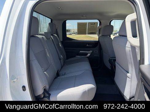 Used 2022 Toyota Tundra SR5 AWD/4WD image 31
