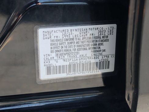 Used 2016 Nissan Sentra S FWD image 32