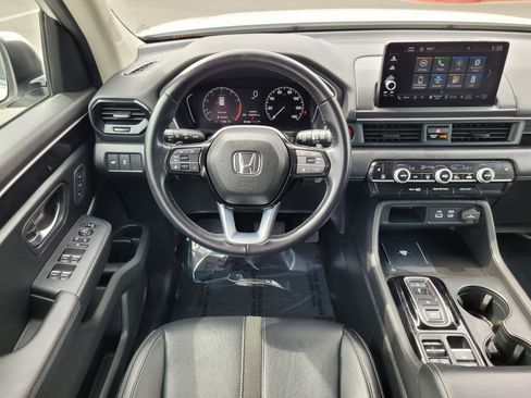 Used 2024 Honda Pilot EX-L image 18
