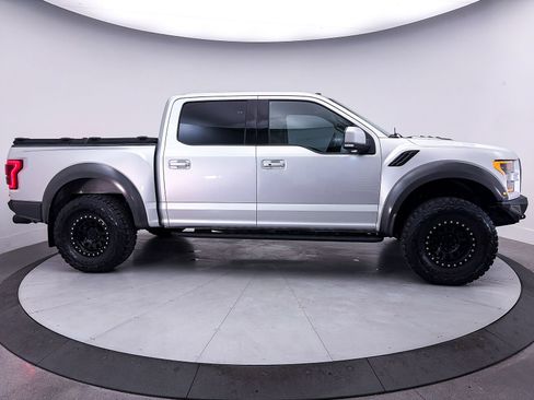 Used 2018 Ford F150 Raptor w/ Equipment Group 802A Luxury AWD/4WD image 44