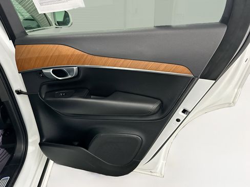 Used 2024 Volvo XC90 T8 Plus w/ Protection Package Premier image 34